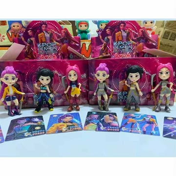 Meglepetés doboz 6 db K-POP démonvadász figura 8/9 cm