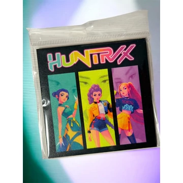 Huntrix – Demon Hunters hűtőmágnes