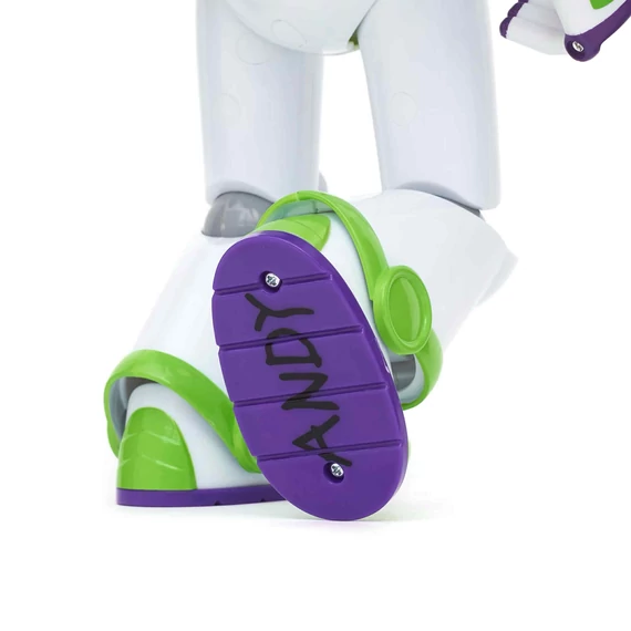 Buzz Lightyear interaktív beszélő akciófigura